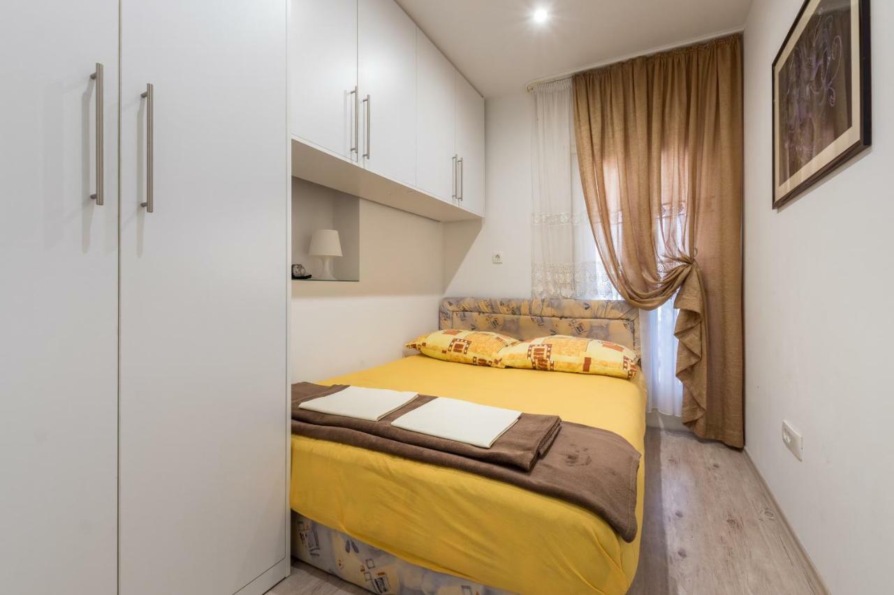 Apartments Ivan Kaštela Esterno foto